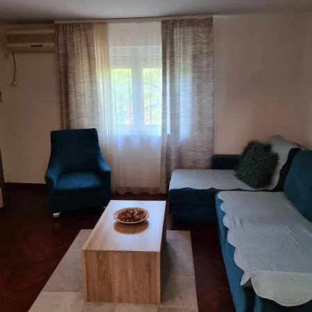 Apolon Apartment Novi Sad Exterior photo