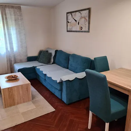 Apolon Apartment Novi Sad Exterior photo