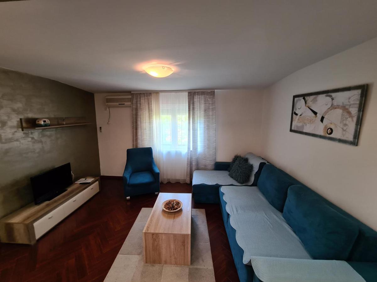Apartment Apolon